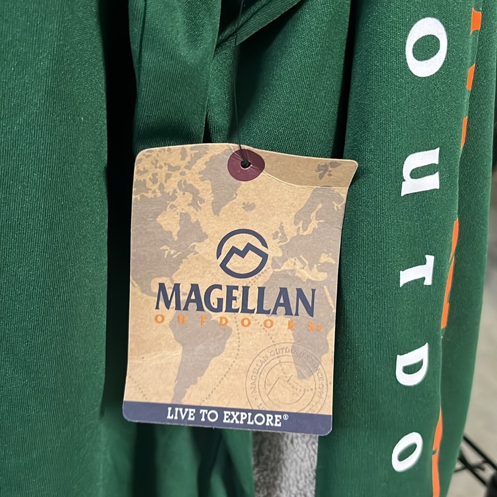 Magellan outdoors - Picture 2 of 2